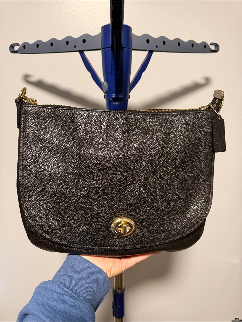 Coach Classic Black Leather Shoulder Bag with Turn-Lock Closure